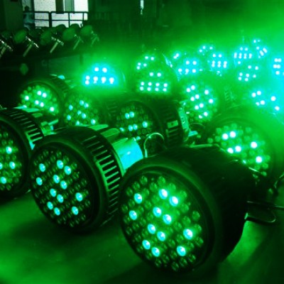 LED WATERPROOF PAR54*3w rgbw прожектор LED WATERPROOF PAR54*3w rgbw прожектор